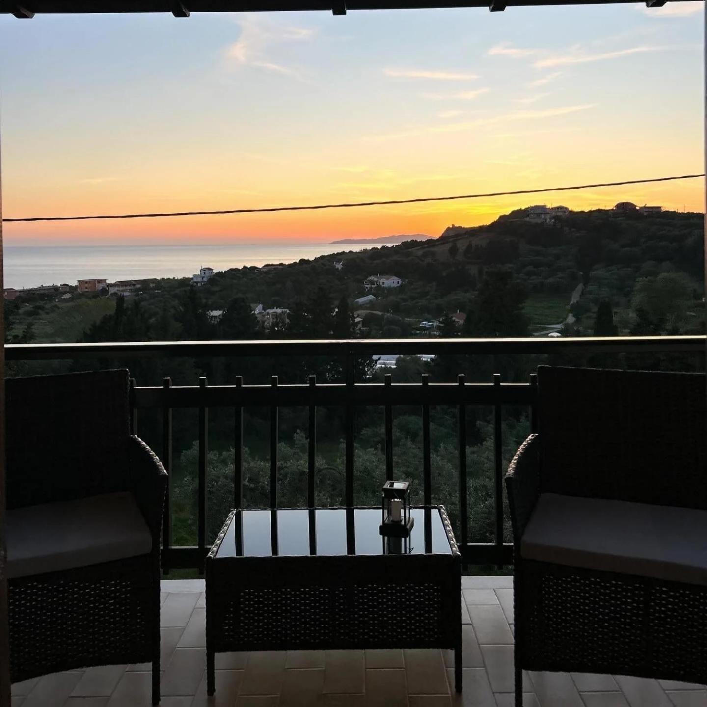 Апартаменты Golden View *